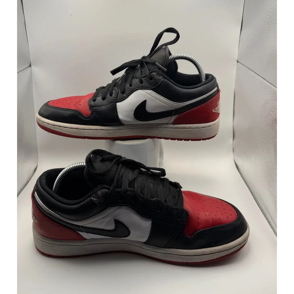 Jordan Air Jordan 1 Low Mens 9.5 Black White Red Good 553558-161 Bred Toe